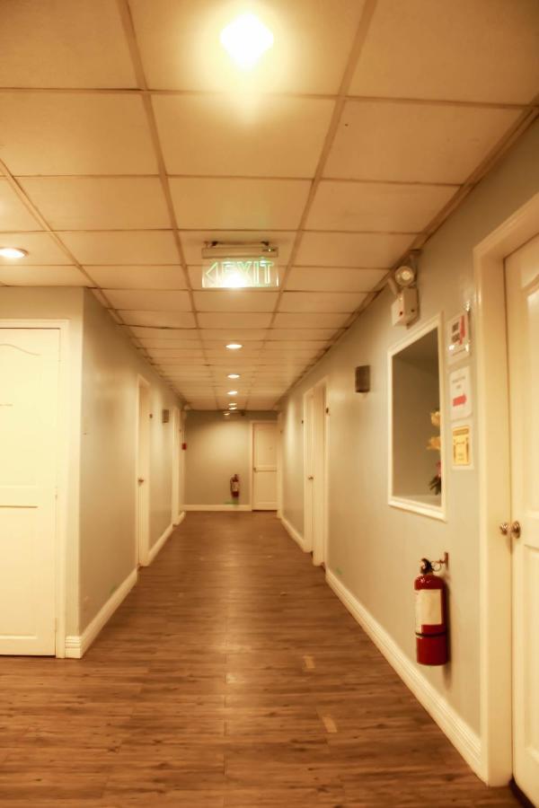 Manila Airport By Urban Connect Hotel Pasay
