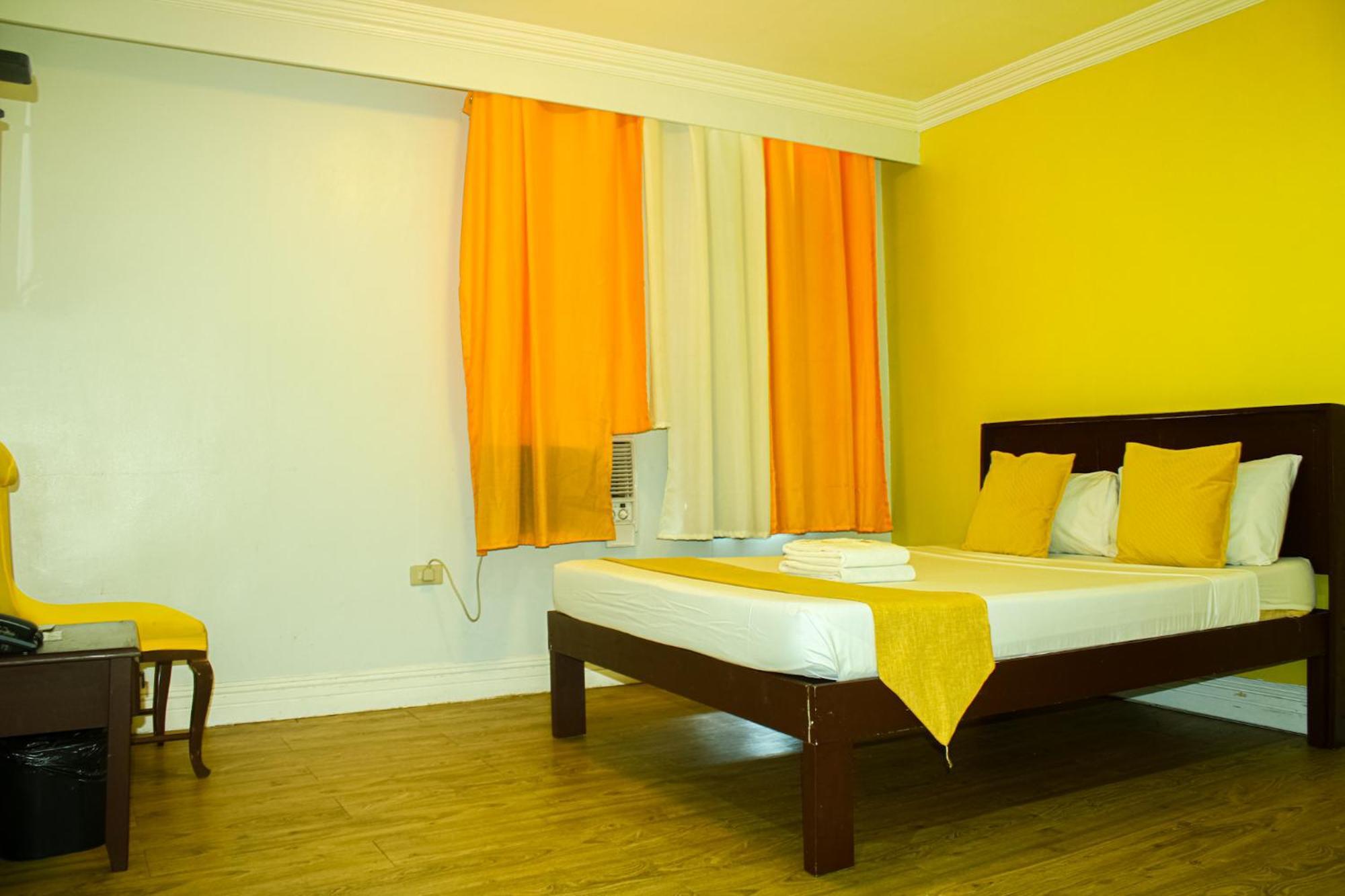 Manila Airport By Urban Connect Hotel 2*
