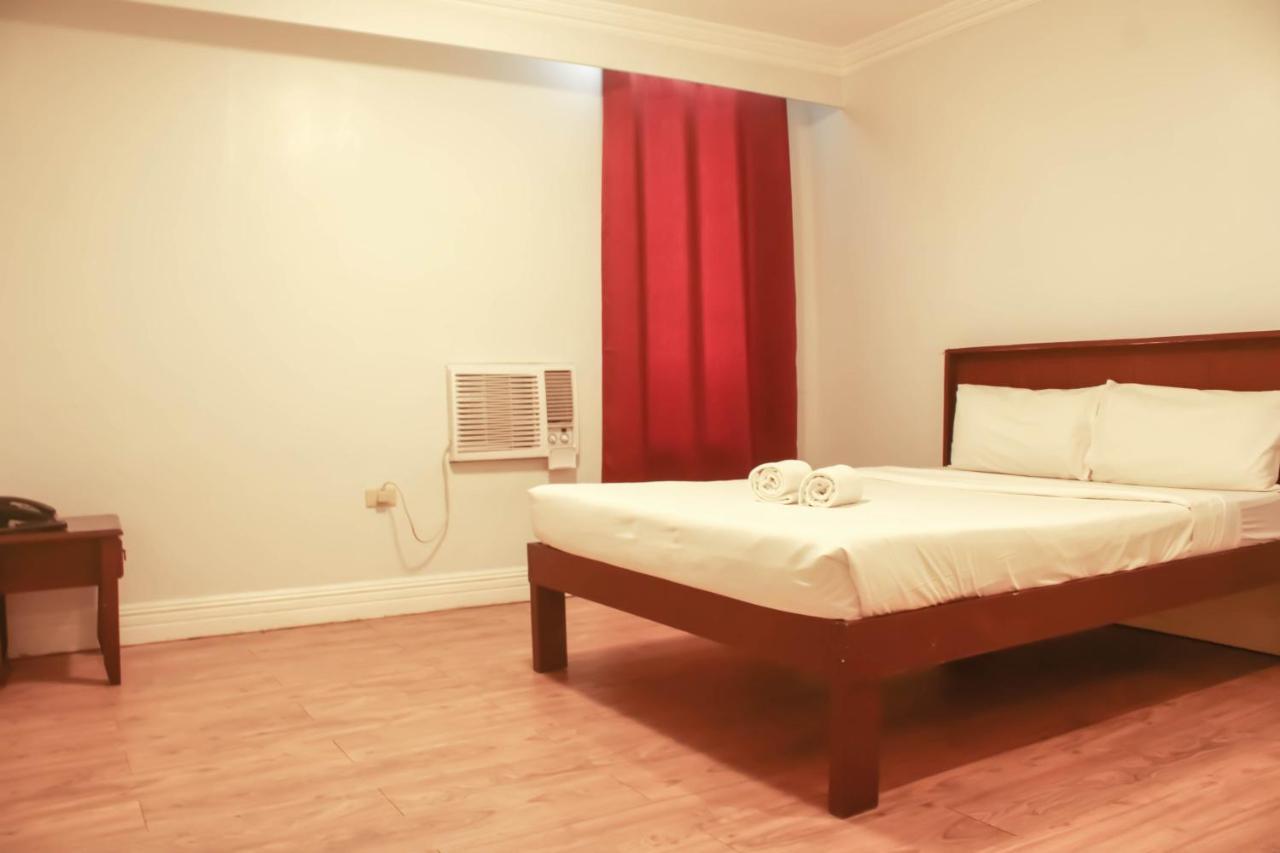 Hotel Manila Airport By Urban Connect Pasay